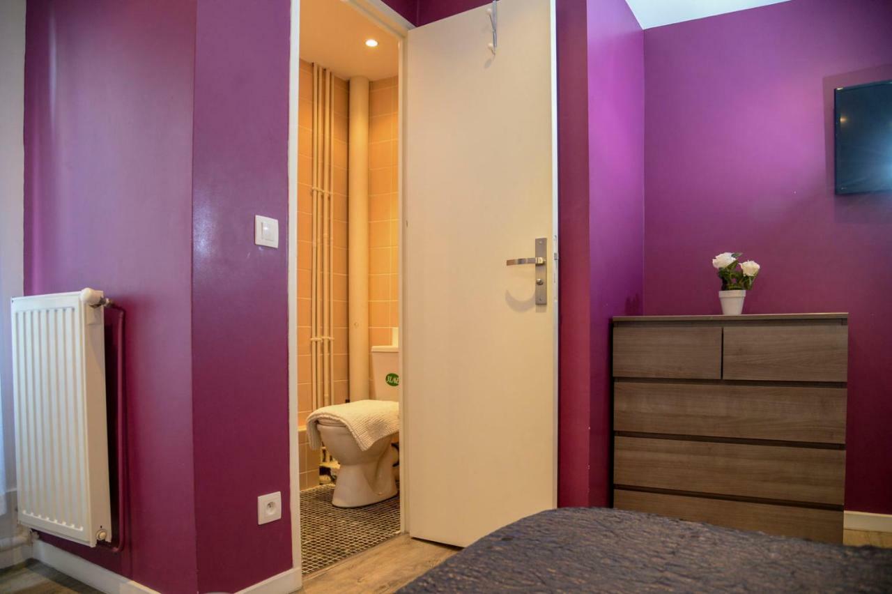 Hotel Hovi De La Mairie Aubervilliers Bagian luar foto